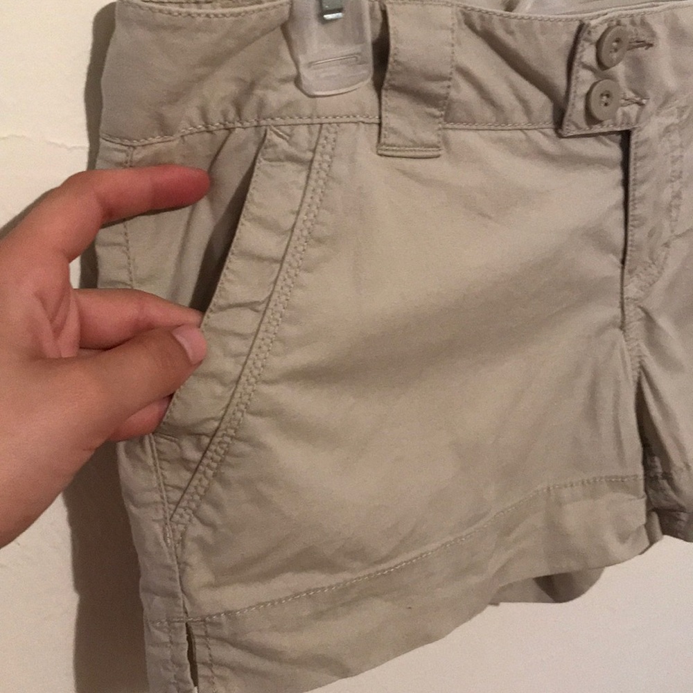 Tan shorts - Picture 3 of 3